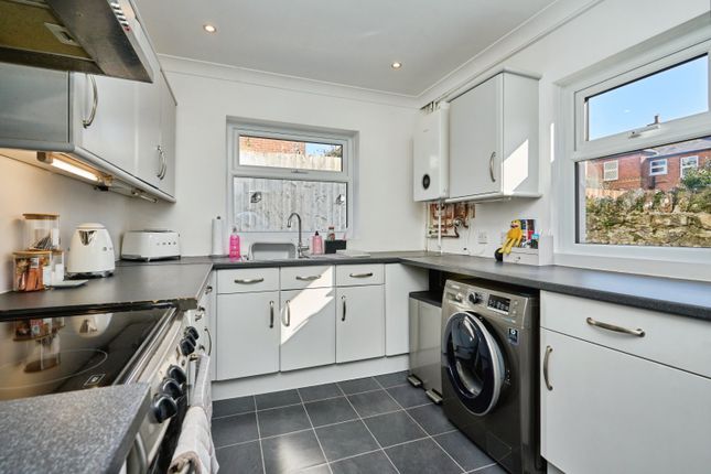 26, Newcomen Road, Lake photo 5
