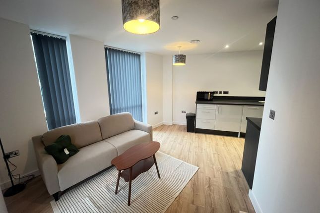 Chapel Street, Salford photo 5