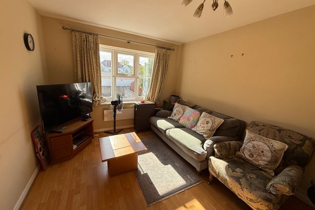 5, Westwood Court, Sudbury, Wembley photo 4