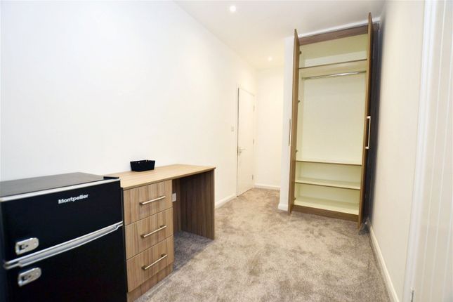 Thumbnail Room to rent in Spring Grove Road, Hounslow