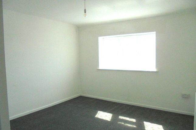 29 Longtown Road, Harold Hill, Romford photo 4