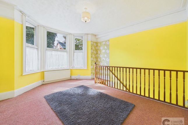 9B Courtland Road, Paignton photo 2