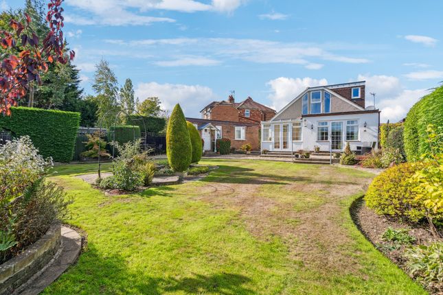 28 Orchard Lane, Amersham photo 2