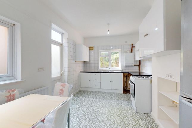 Room 5, 287, Gladstone Avenue, Haringey photo 3