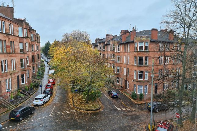 Flat to rent in Edgemont Street, Shawlands, Glasgow