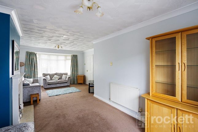 35, Earlsbrook Drive, Stoke On Trent photo 5