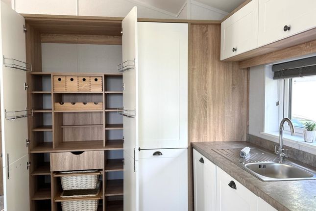 Wood Farm Holiday Park, Axminster Road, Charmouth photo 5