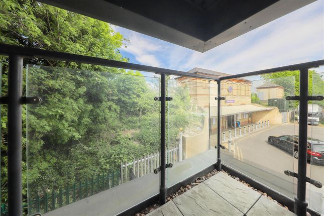 15 Kitchener House, Warwick Road, West Drayton photo 4