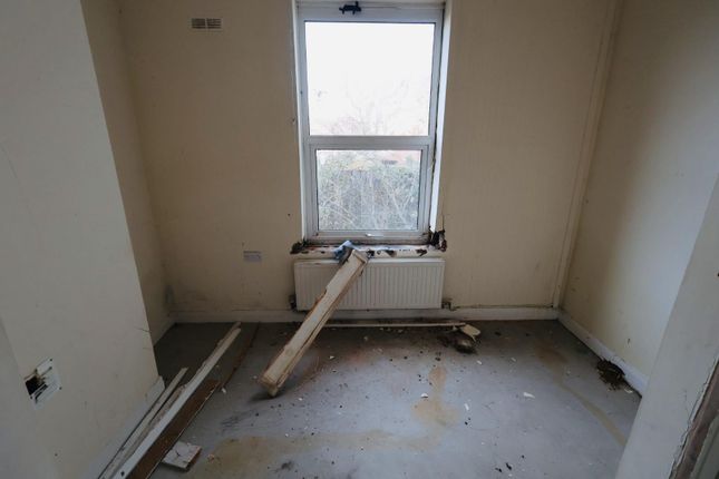 24, Park Street, Wrexham photo 4