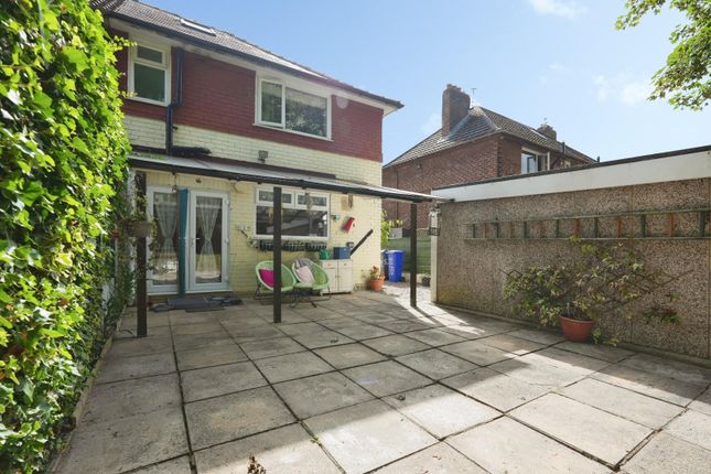 52, Newhey Road, Manchester photo 3