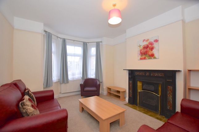 Shared accommodation to rent in Kineton Road, Oxford