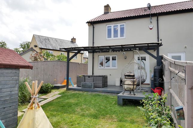 2, Blackford Drive, Calne photo 2