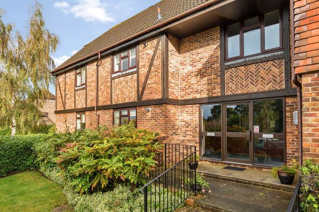 Flat to rent in Morris Way, West Chiltington, West Sussex