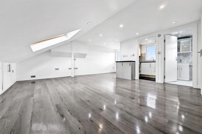 First Floor, 29, St James Road, London photo 2