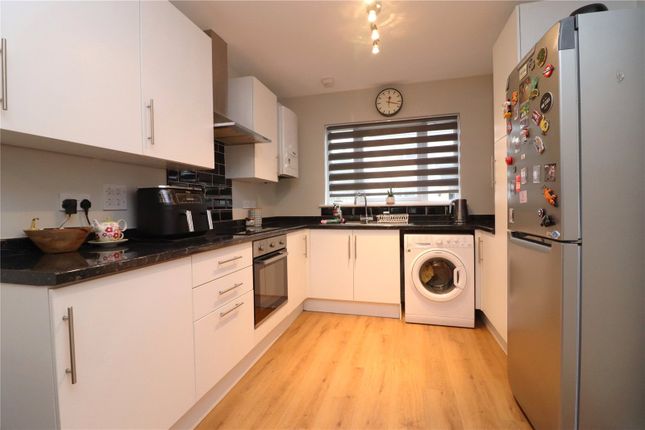 23, St. Josephs Close, Devon photo 4