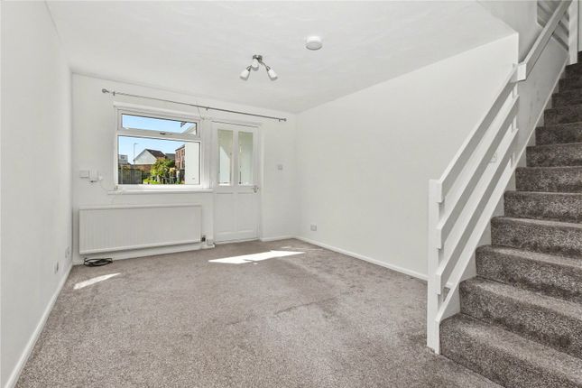 15, Longfield Road, West Yorkshire photo 2
