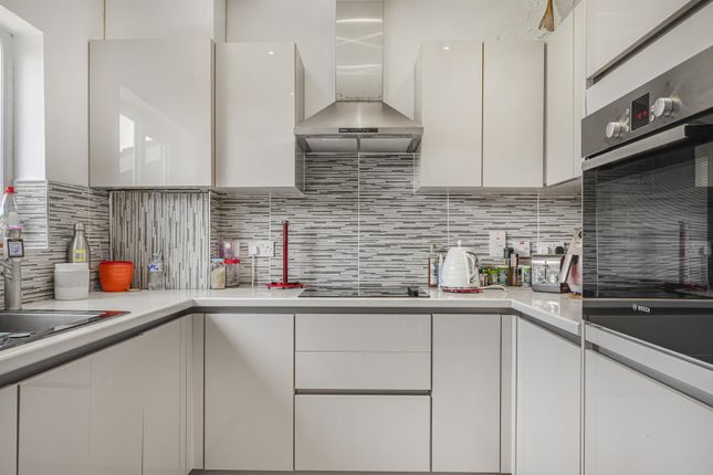 17, Harold Road, London photo 4