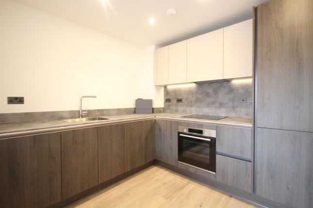 Flat to rent in The Fazeley, Snow Hill Wharf, Shadwell Street, Birmingham