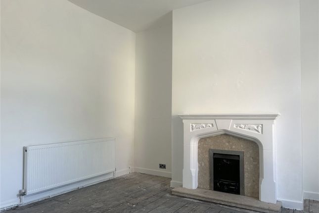 47, Argus Street, Oldham photo 3