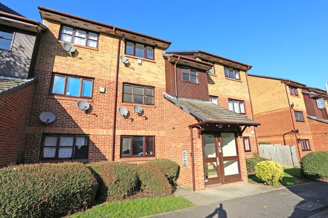 Thumbnail Flat for sale in Armstrong Close, Dagenham