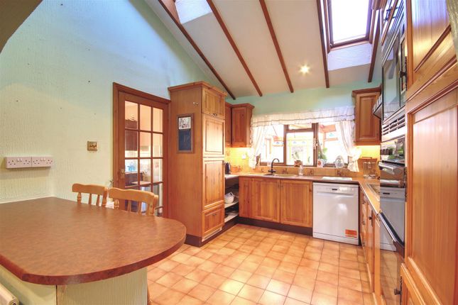 Detached bungalow for sale in Meadow Way, Earith, Huntingdon