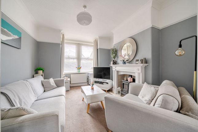 17 Bilton Lane, Harrogate photo 4