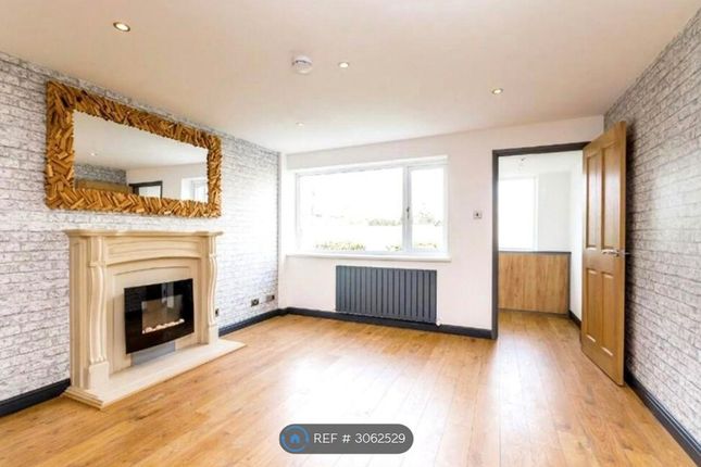 Huntingdon Close, Newcastle Upon Tyne photo 3
