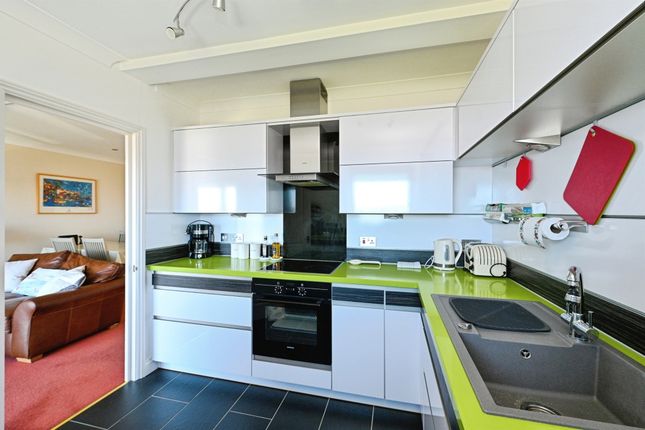 24, Westcliffe Court, HUNSTANTON photo 3