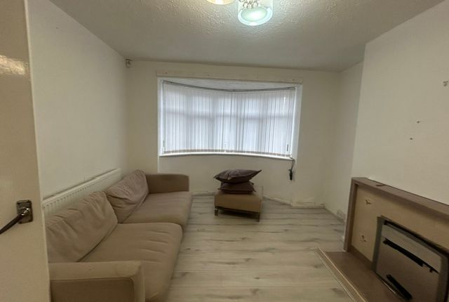 Avebury Avenue, Leicester photo 5