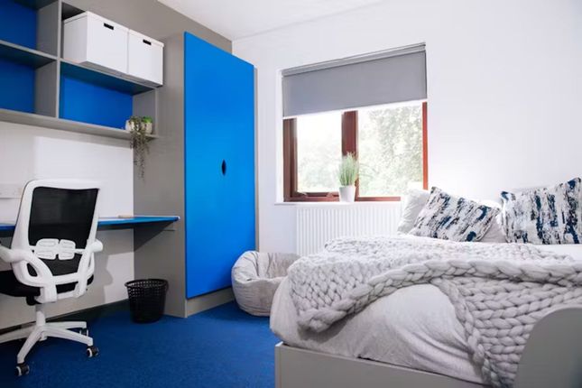 Thumbnail Flat to rent in Students - Oxley Residence, 37 Weetwood Ct, Leeds