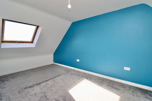 10, Grainger Drive, Pocklington photo 4