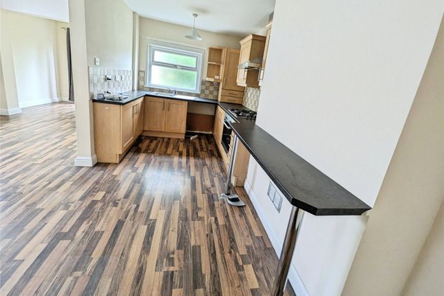 13, Ellards Drive, West Midlands photo 4