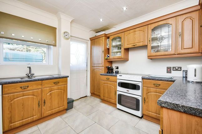 End terrace house for sale in Queensland Crescent, Chelmsford