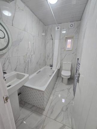 45, Grosvenor rd, London photo 4