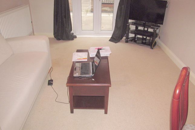 1 Bed Flat To Rent In Thorn Street Reading Rg1 Zoopla