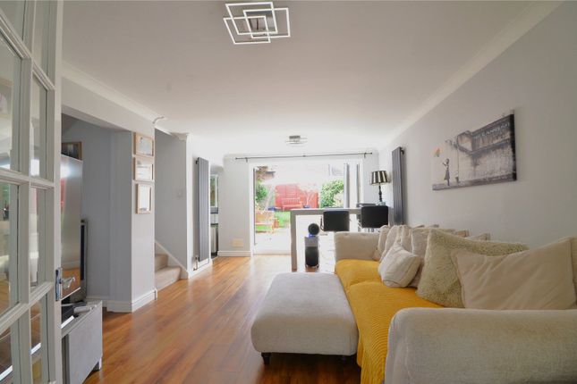 3, Harmans Drive, West Sussex photo 2