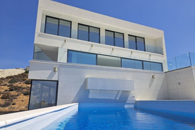 Villa for sale in Detached Villa For Sale In Limassol, Agios Tychonas, Agios Tychon, Limassol, Cyprus
