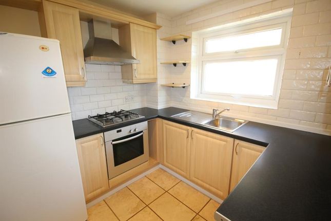 62, Welland Close, Slough photo 4