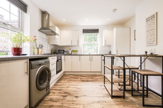 3-bed maisonette on 51 Fulthorp Road, London, Greater London, £575,000