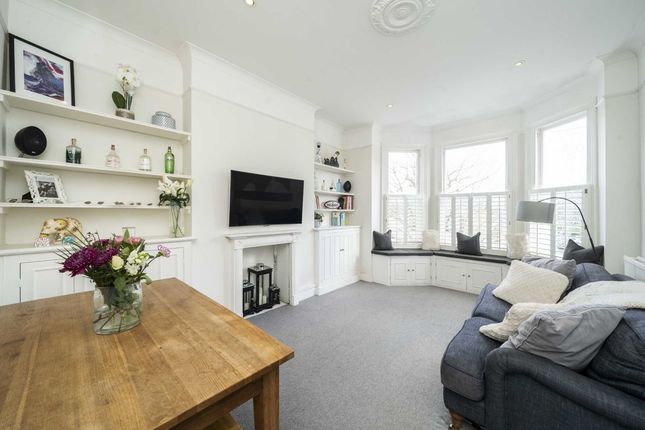 Thumbnail Flat for sale in Stormont Road, London