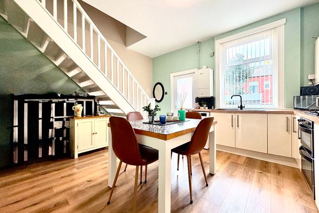 49 Parkfield Road, Bolton photo 3