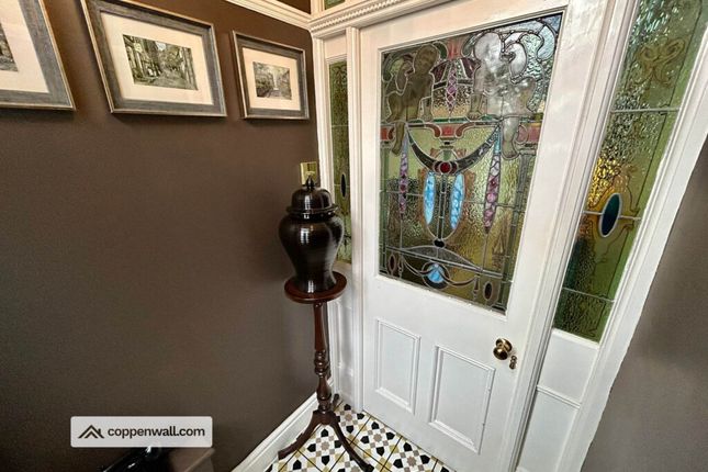 8, Vicarage Ave, Padiham photo 3