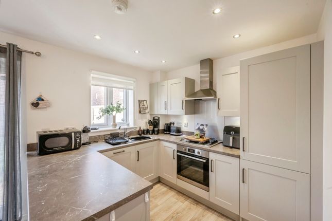 7, Linby Drive, South Yorkshire photo 4
