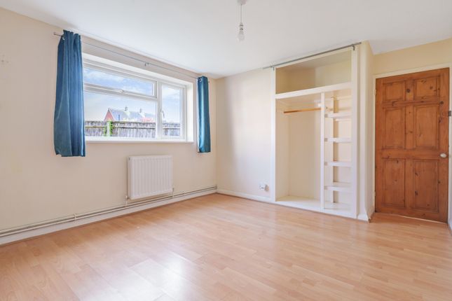 Flat for sale in Playfield Road, Kennington, Oxford, Oxfordshire