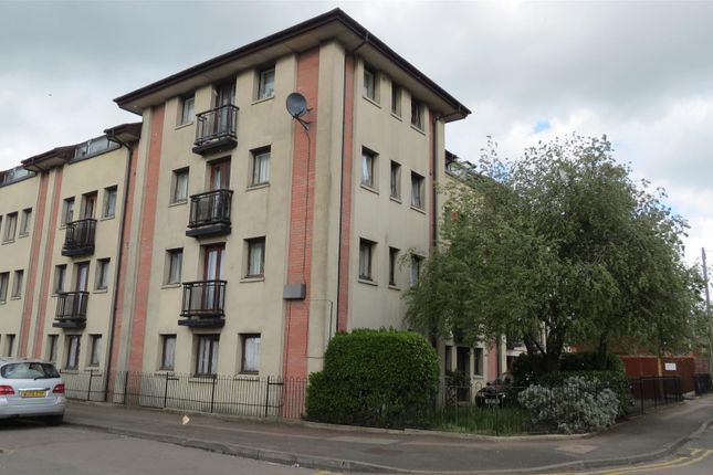1-bed flat on 18, Cypress Court, Elmfield, £600/mo