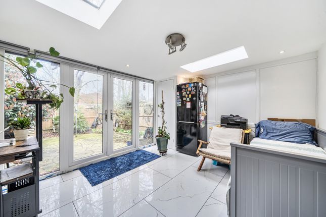 32, Helegan Close, Orpington photo 4