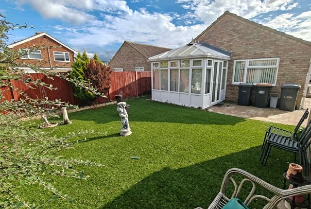 Orwell Close, Brickhill Beds, Bedford photo 2