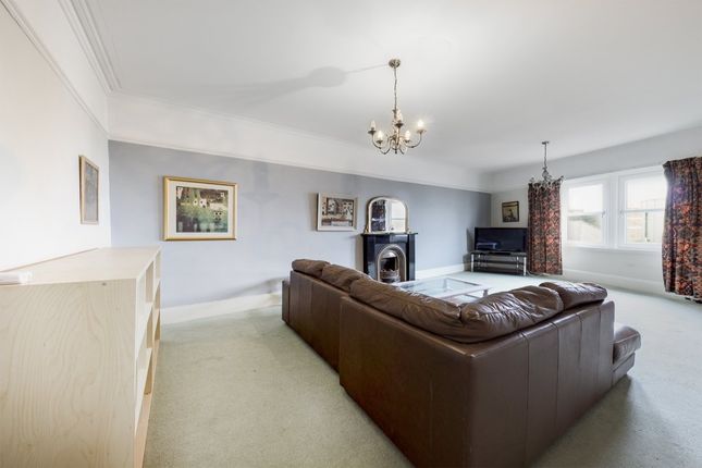 Flat 3, 3,, Marine Parade, North Somerset photo 4