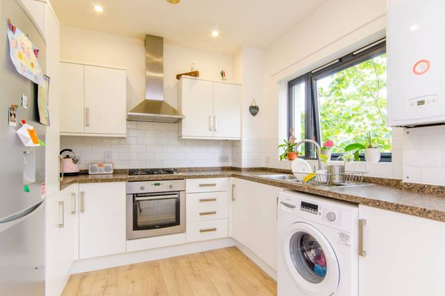 Sidmouth Road Leyton London E10 2 Bedroom Flat To Rent