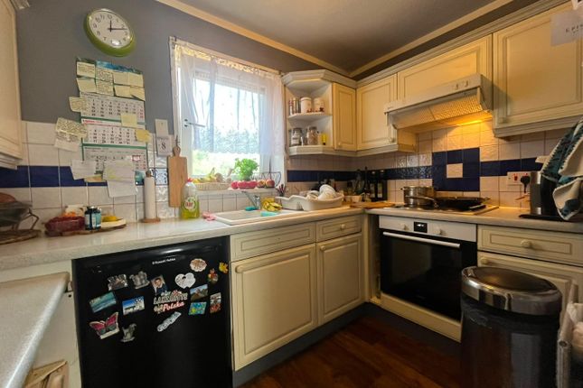 6 Villa Court, Old Bedford Road, Bedfordshire photo 4